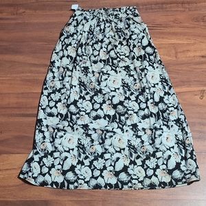 Atmosphere Long Skirt